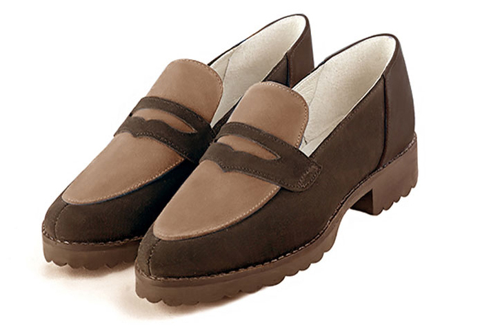 Chocolate brown and biscuit beige women's casual loafers. Round toe. Flat rubber soles. Front view - Florence KOOIJMAN